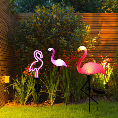 Flamingo Rosa solarlampa – Magisk trädgård på natten 